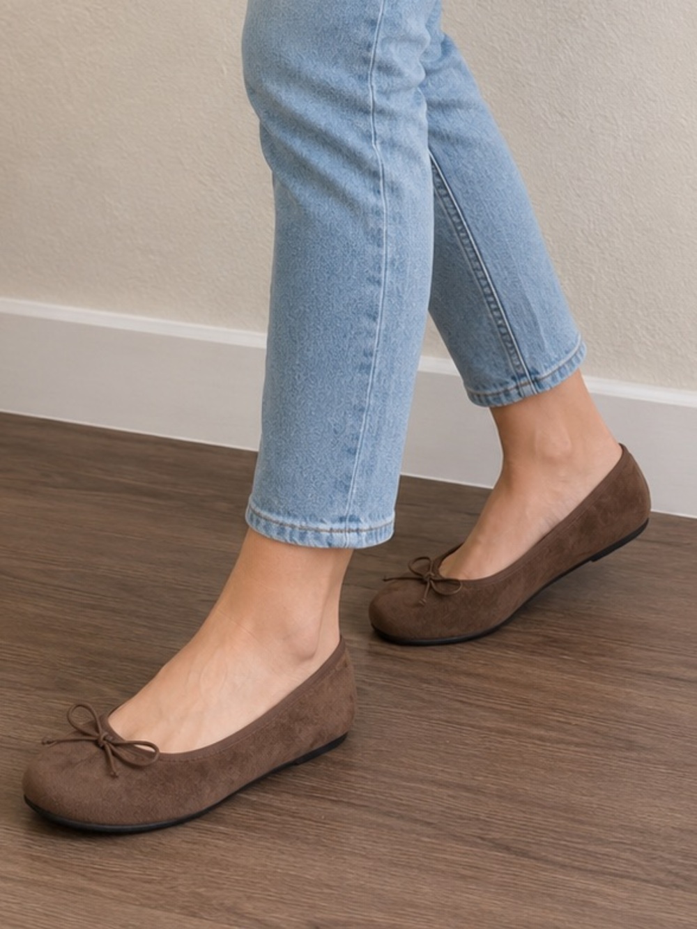 Brown Suede Ballet Flats Bow Detail Women’s Size 41